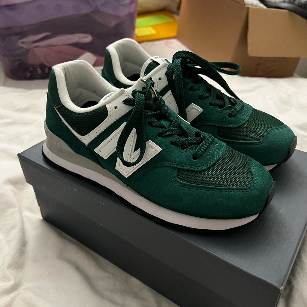 New Balance 574 Dark Forest Green